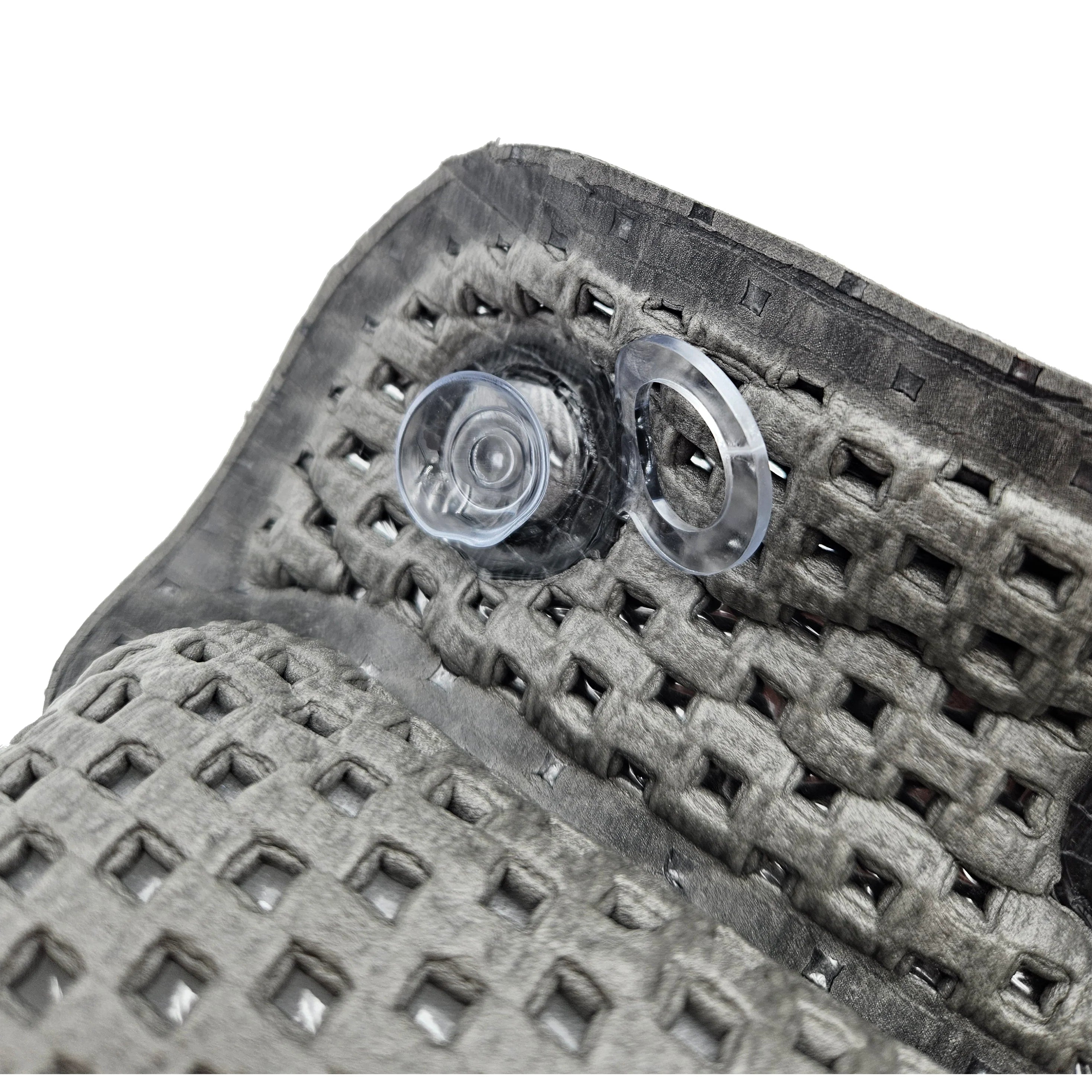 Graues Badewannenkissen mit blauen Akzenten, für entspannende Momente