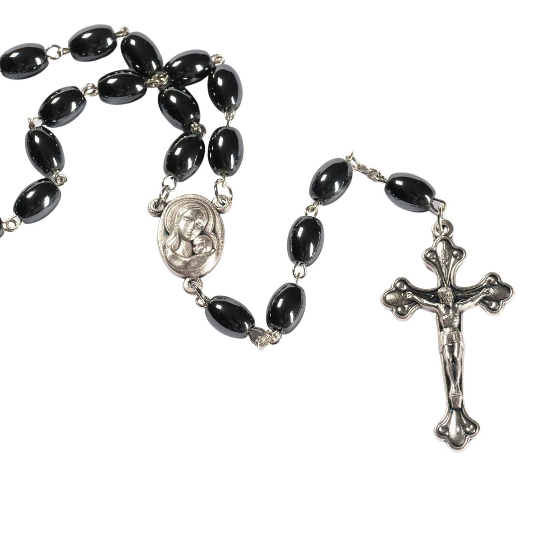 Rosenkranz mit ovalen Hämatitperlen in glänzendem Schwarz