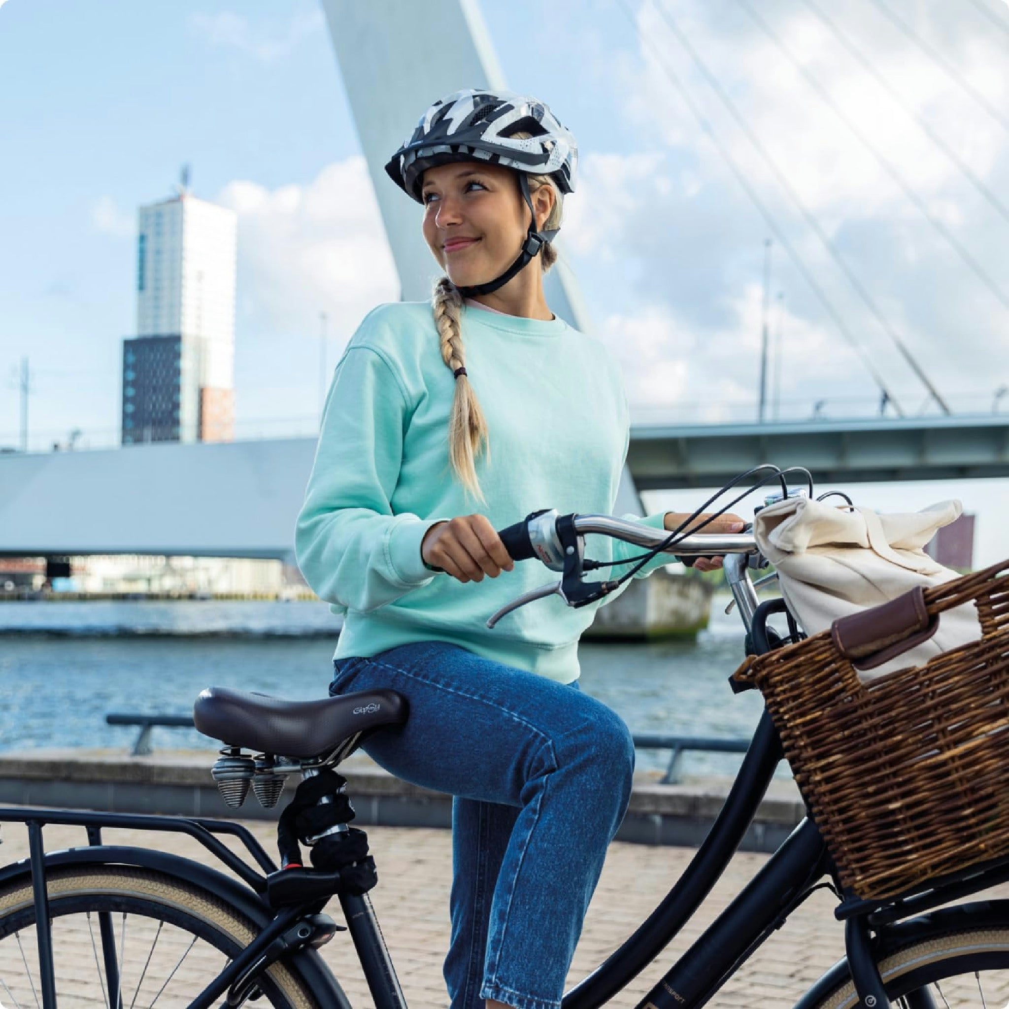 ABUS Stadthelm Aduro 2.0 - Allround-Fahrradhelm mit Licht - in sportivem Design für den Stadtverkehr - für Damen und Herren - Schwarz Matt, Größe L Hauptansicht