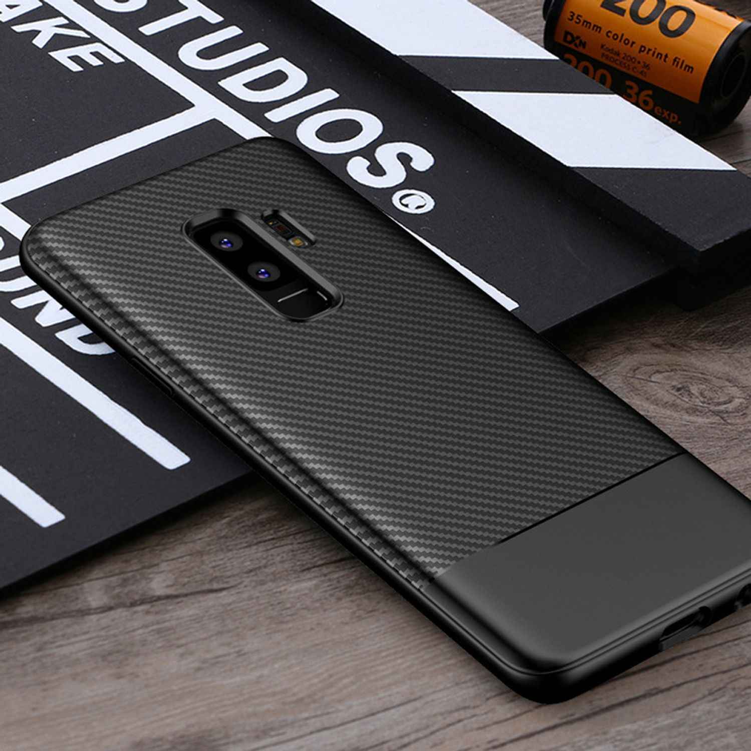 Samsung Galaxy S9 Plus Handy Hülle von NALIA, Silikon Case Cover Carbon Look
