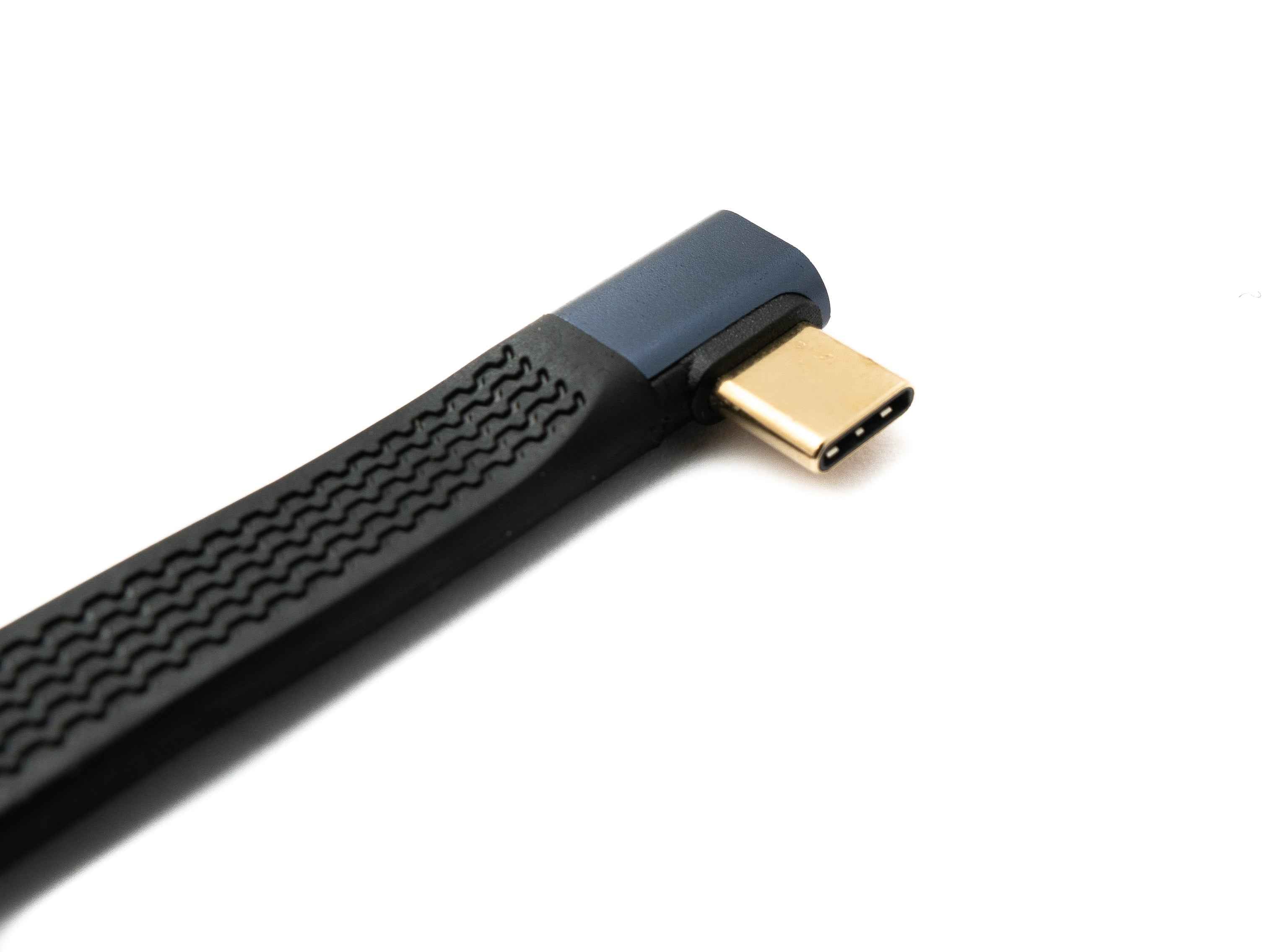 SYSTEM-S USB4 USB 10 cm Kabel Typ C Stecker zu Stecker Winkel flach 40 Gbit/s 240 W USB 4.0 Kabel