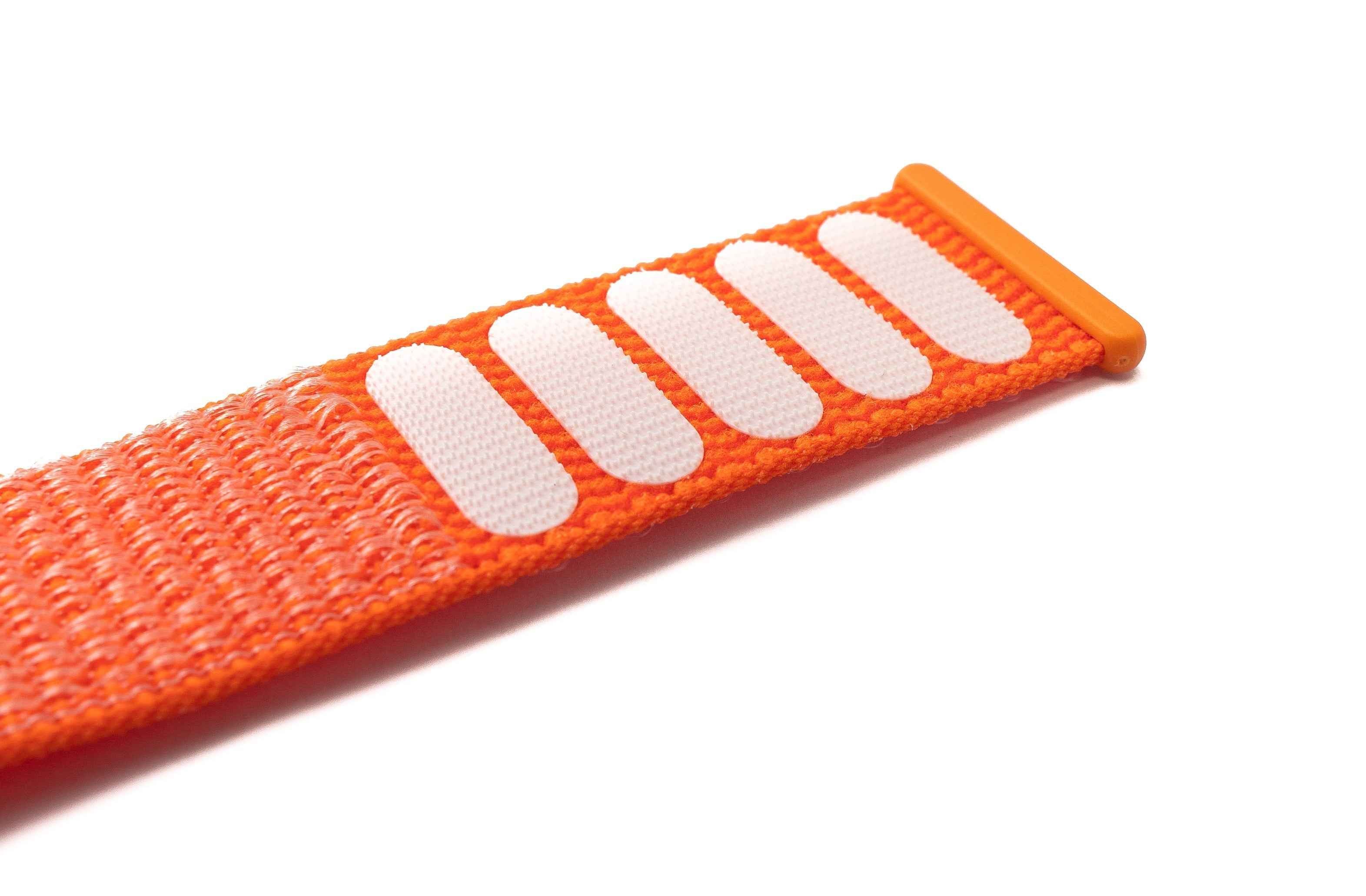 SYSTEM-S Armband 20 mm aus Nylon für Huawei Watch Smartwatch in Orange