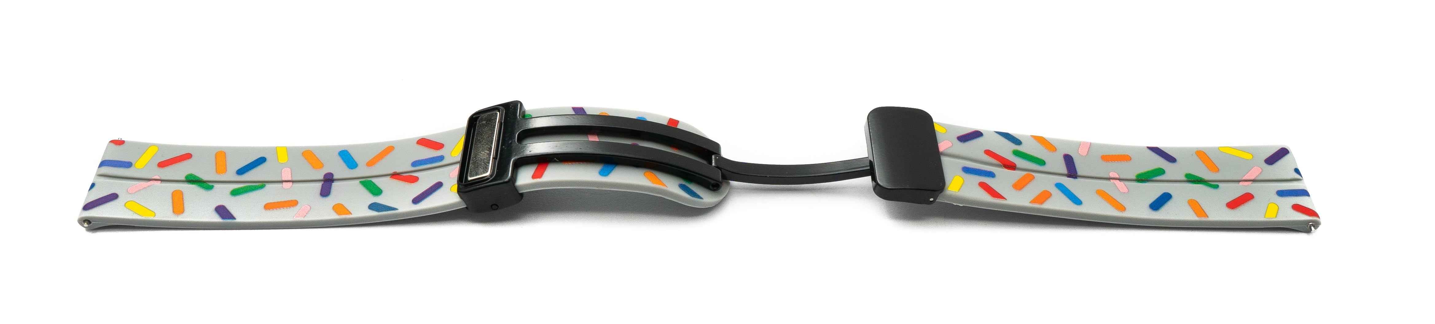 SYSTEM-S Armband 20 mm aus Silikon mit Kippfaltschließe für Smartwatch mit Streusel Aufdruck in Grau