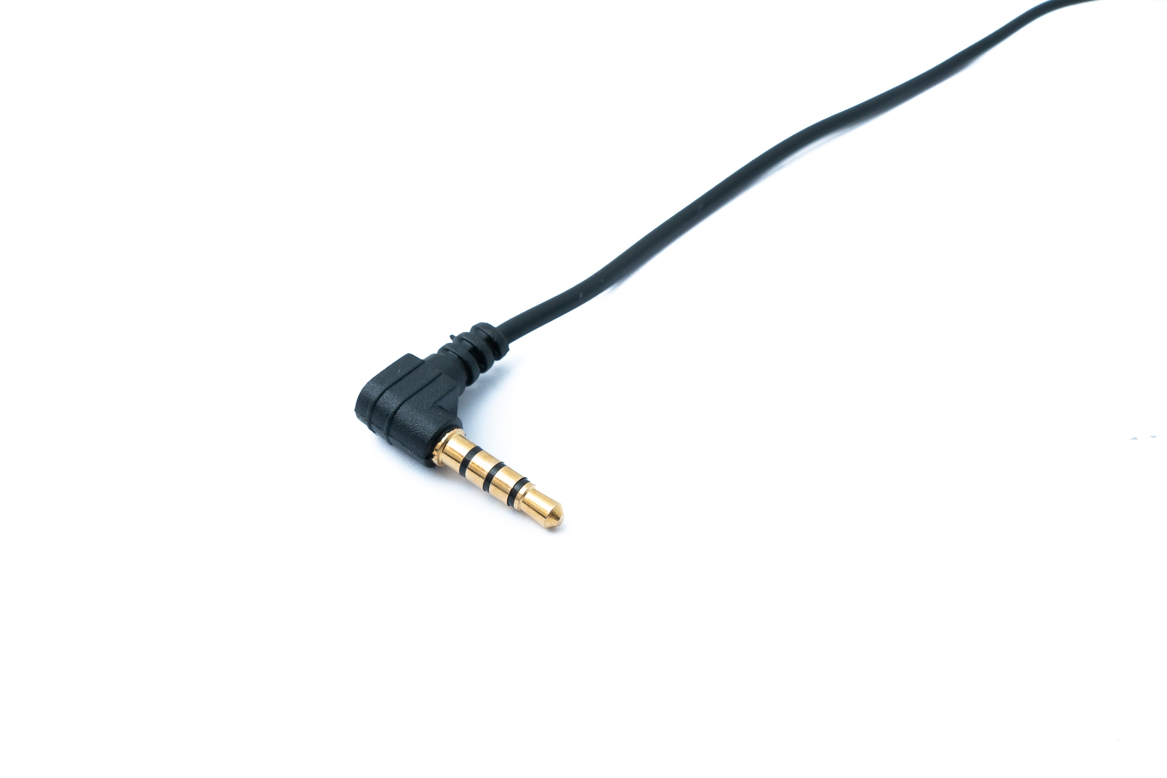Audiokabel Stereo AUX Klinke 3,5 mm Stecker zu Buchse Winkel 17 cm schwarz