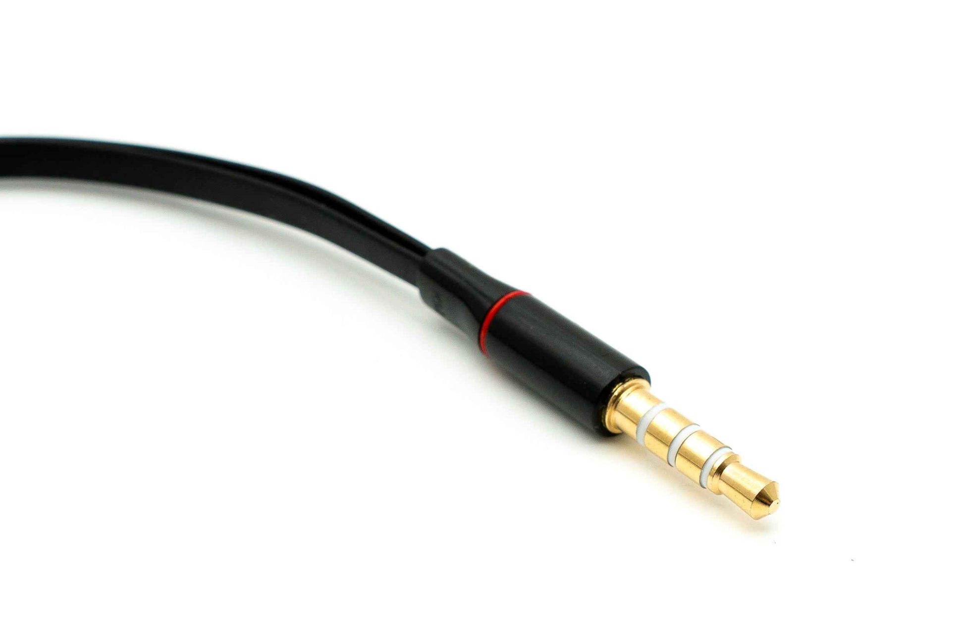 SYSTEM-S Audio Y Kabel 20 cm Stereo AUX Klinke 3,5 mm Stecker zu 2x Buchse flach Schwarz