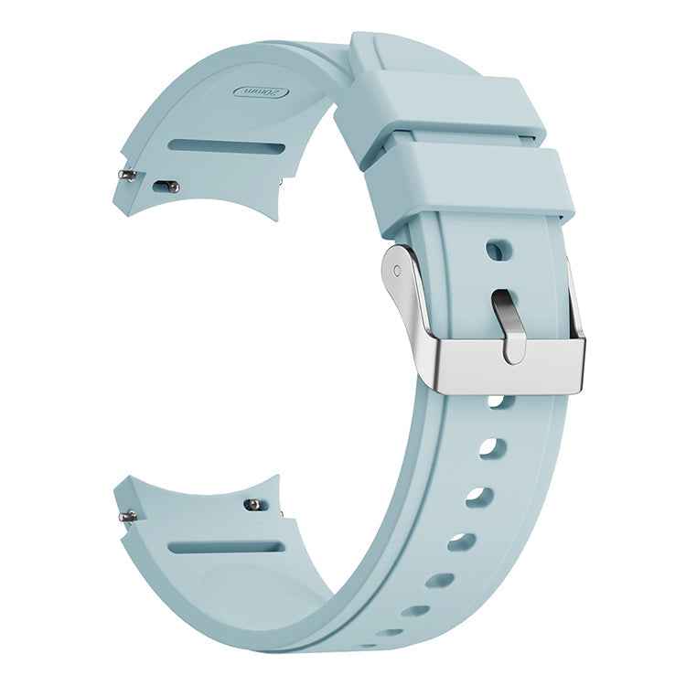 SYSTEM-S Armband flexibel aus Silikon 20mm für Samsung Galaxy Watch 4 Smartwatch Hellblau