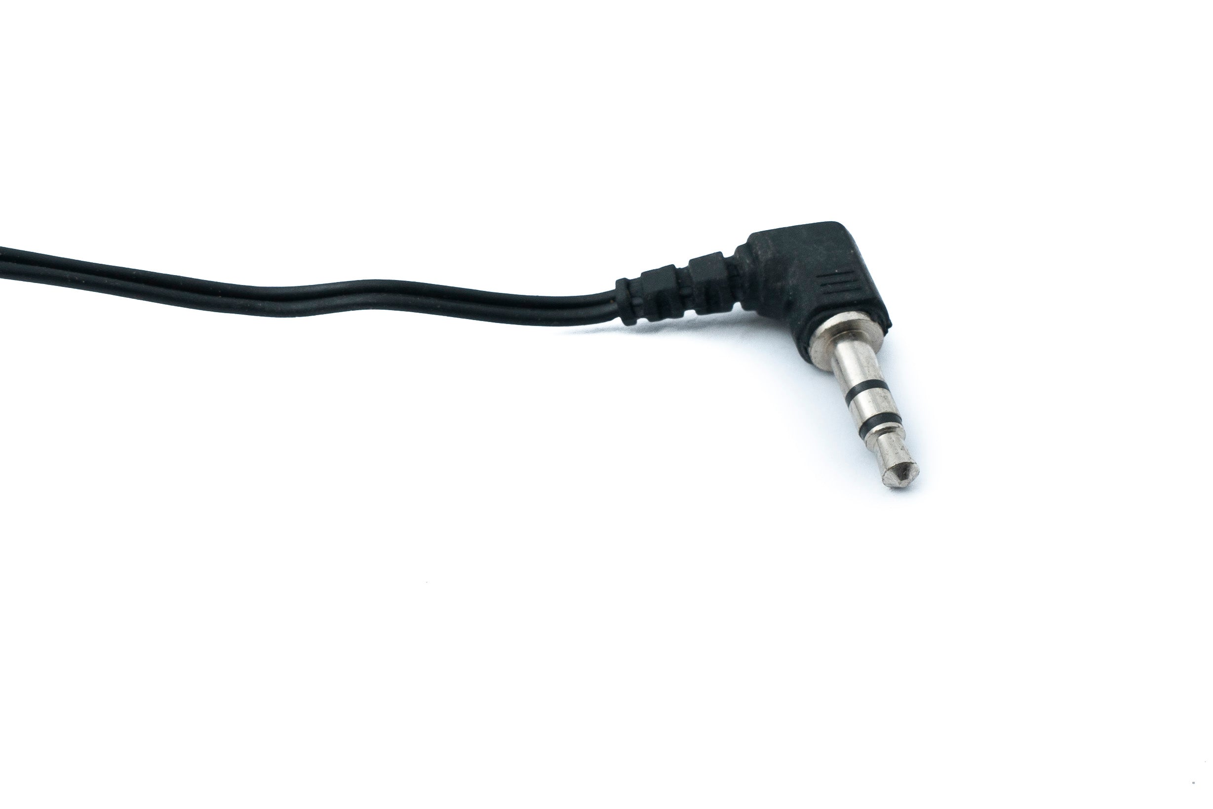 AUX-Kabel 100 cm 3,5 mm Stecker zu Auto Radio Kassette gewinkelt schwarz