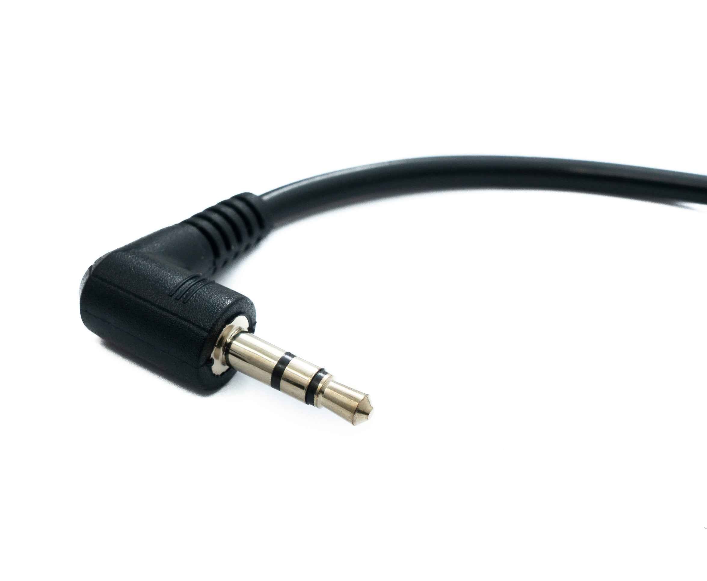 SYSTEM-S Audio Klinke Kabel 22 cm 3,5 mm TRS Stecker zu Stecker Winkel AUX Schwarz