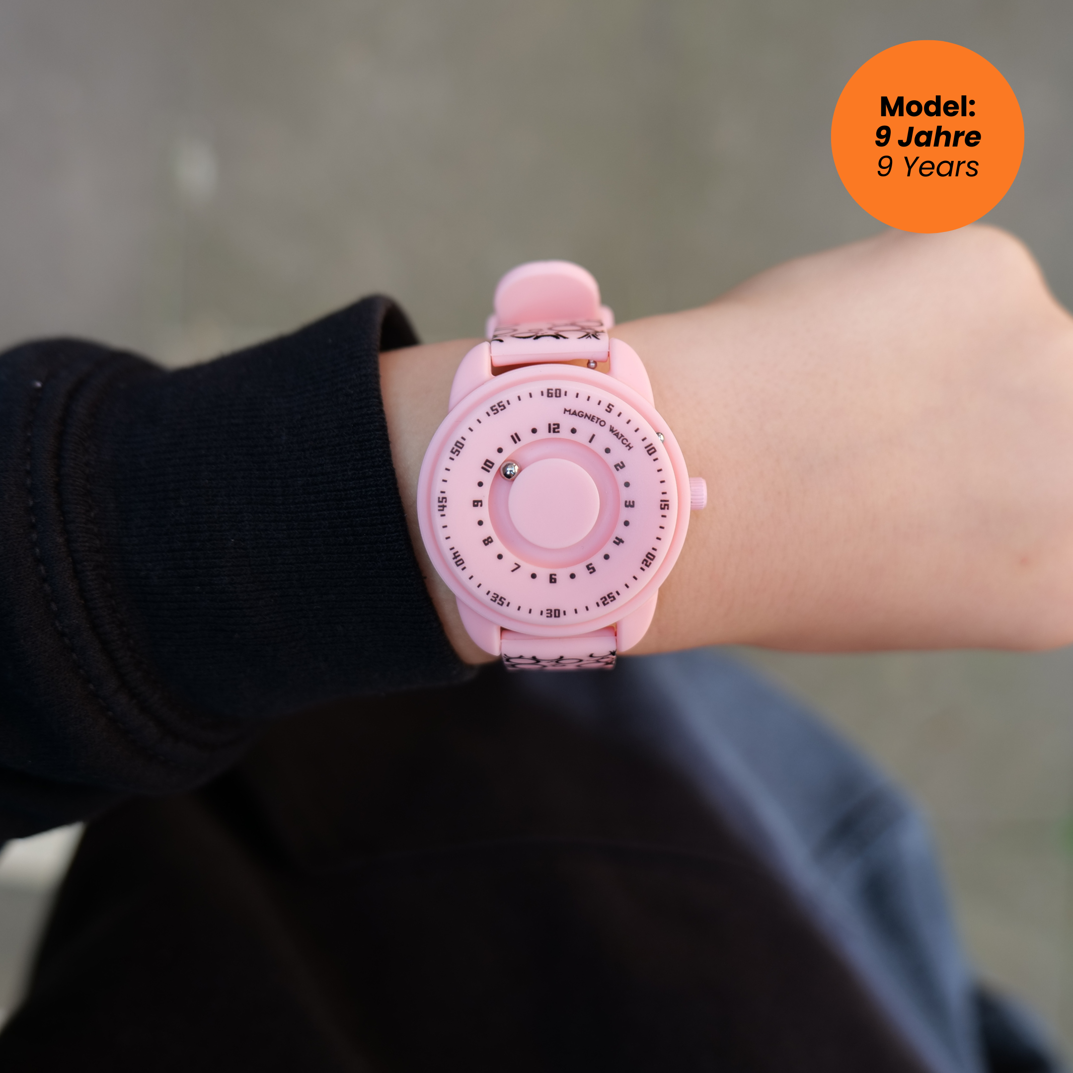 Bubbles Pink in einer eleganten Flasche, ideal für Partys