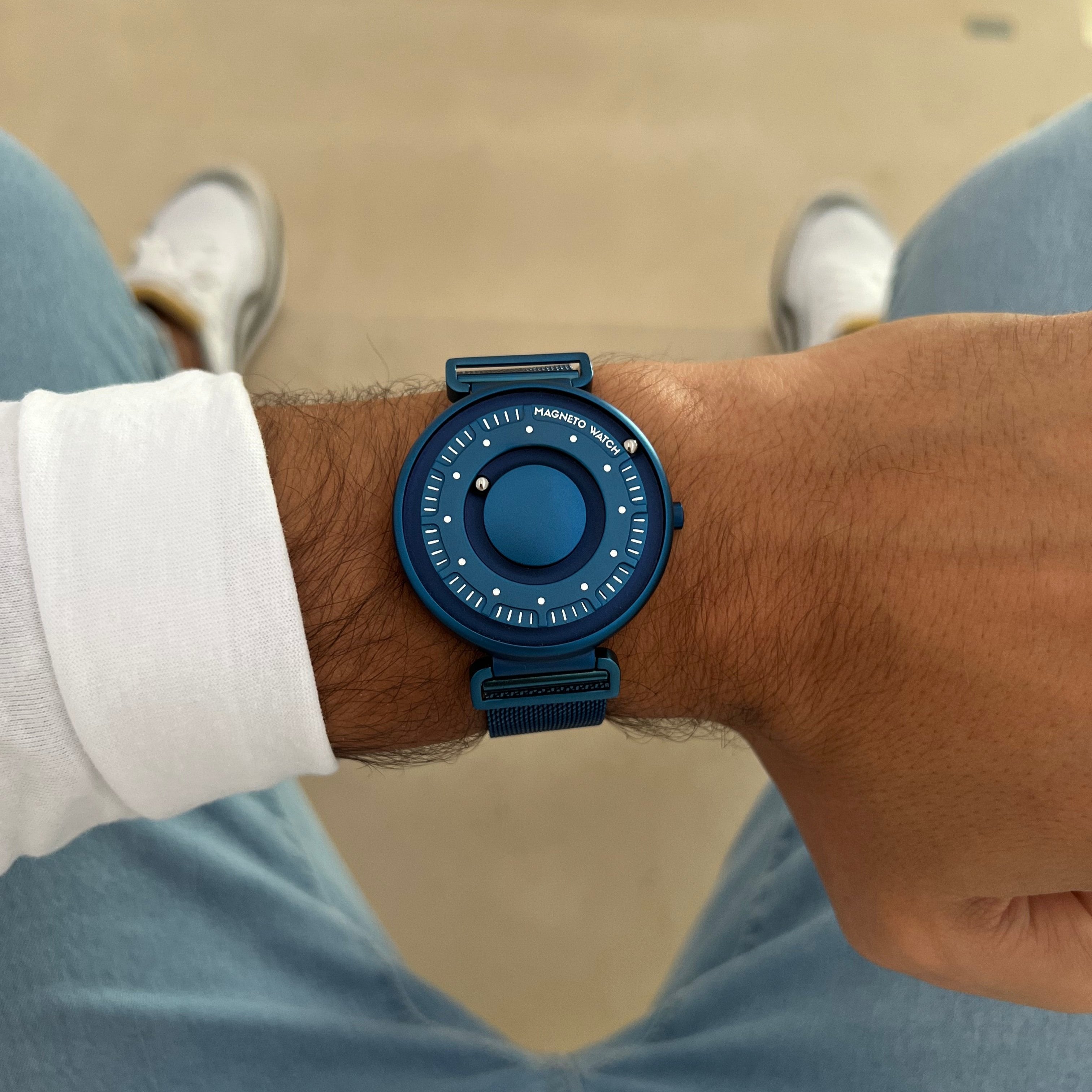 Zeus Primus Blau Outdoor-Ausrüstung, detailreiche Ansicht mit funktionalen Features