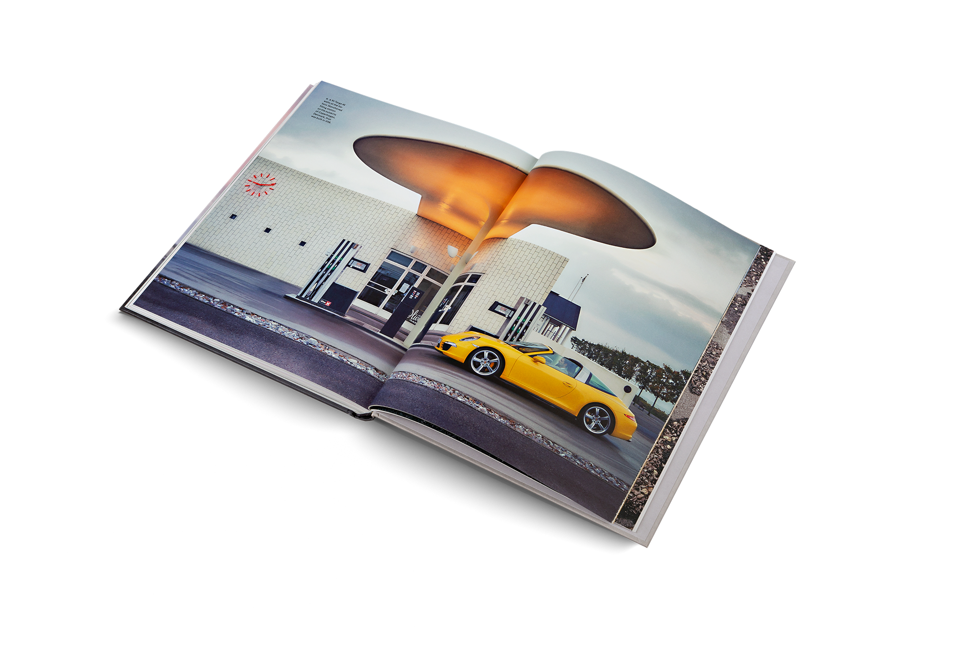 Porsche 911 in Grau, Detailaufnahme der Scheinwerfer und Kühlergrill