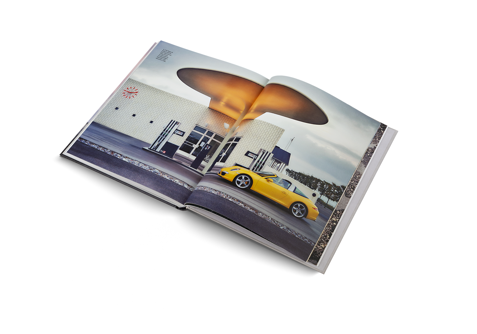 Porsche 911 in Grau, Detailaufnahme der Scheinwerfer und Kühlergrill