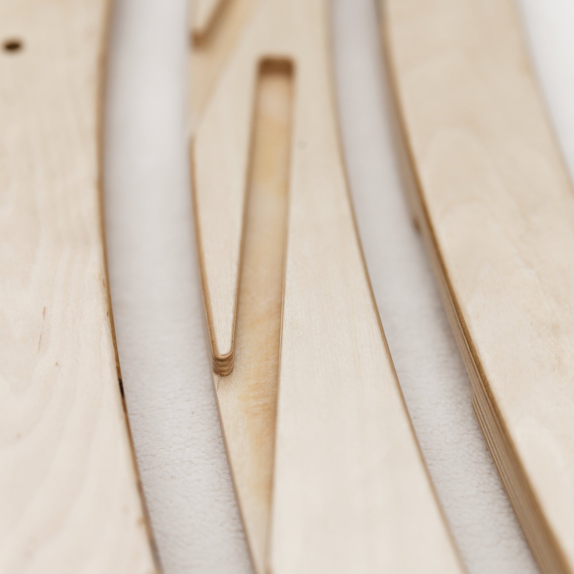 LEuLI Spielbogen in sanften Pastellfarben für Säuglinge