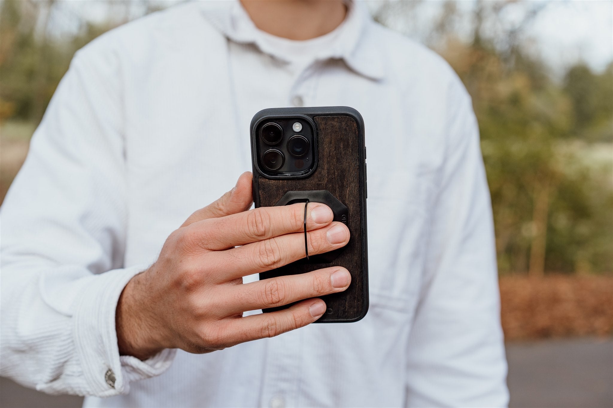 FESCHD Adapterplatte in Schwarz, Vorderansicht mit präzisen Maßen