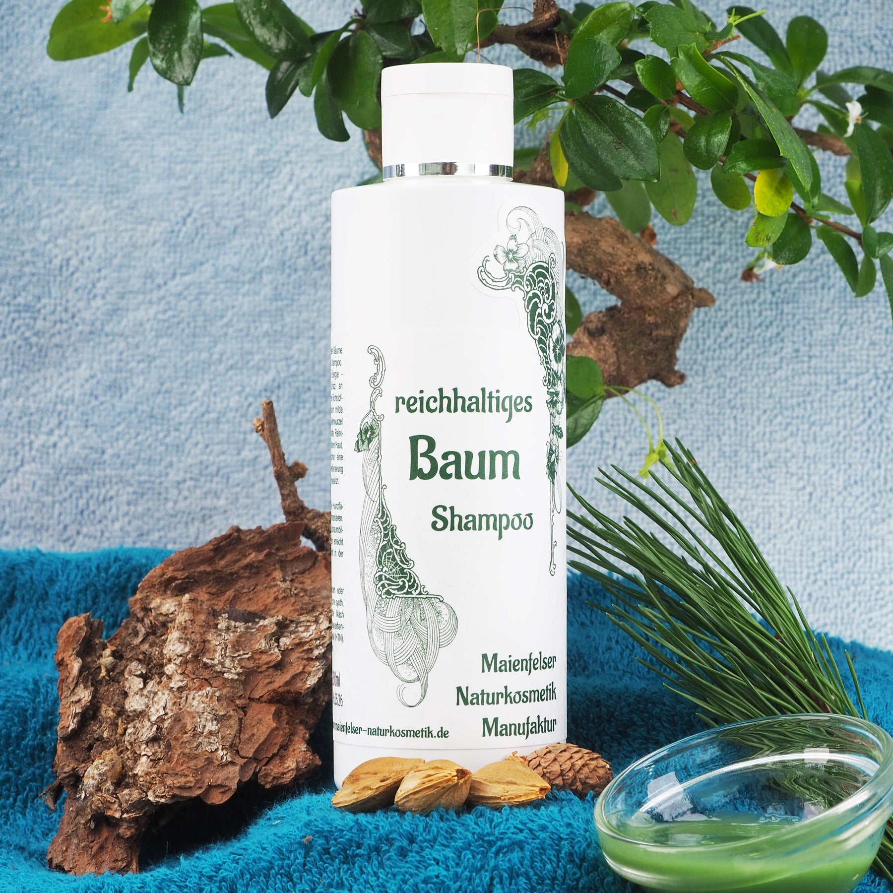 Maienfelser Baum Shampoo Flasche, grün, mit Spender, für alle Haartypen