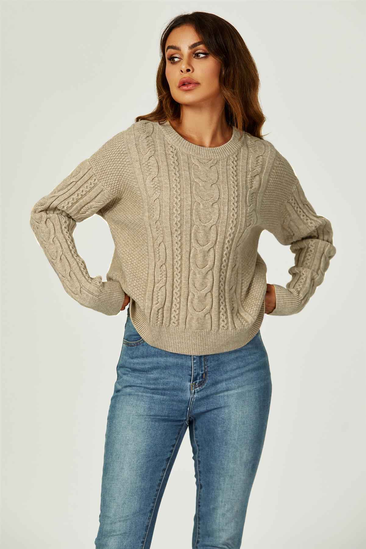Cable Knit Crew Neck Jumper In Taupe